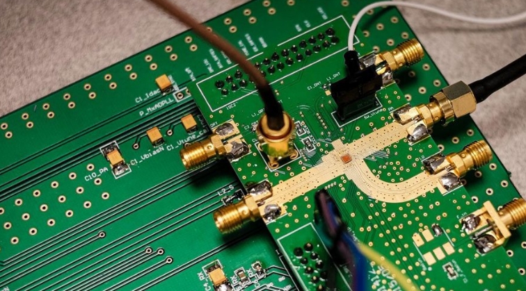What are the key steps involved in the custom PCB design process?