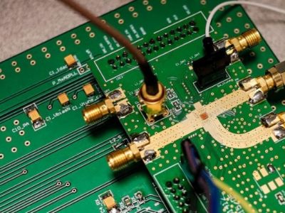 What are the key steps involved in the custom PCB design process?