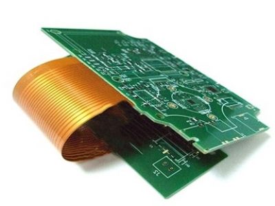 What is a Rigid Flex PCB, and how does it differ from traditional rigid or flexible PCBs?