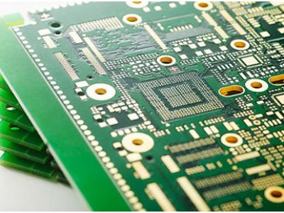 How does the construction of an HDI PCB differ from traditional PCBs?8